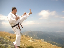 antrenament karate kyokushin pe varf de munte